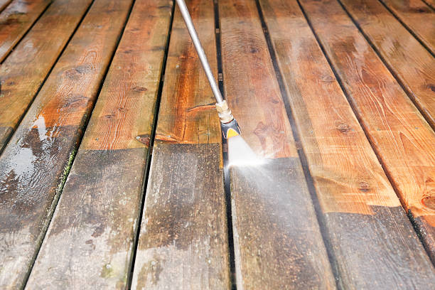 Best Pool Deck Cleaning  in Kinsley, KS